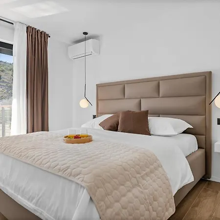 New! Stylish 4-bedroom Agrosa With 30 M2 Private Pool, Hydromassage, Finnish Sauna And Fun Zone Villa
