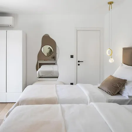 New! Stylish 4-bedroom Agrosa With 30 M2 Private Pool, Hydromassage, Finnish Sauna And Fun Zone *