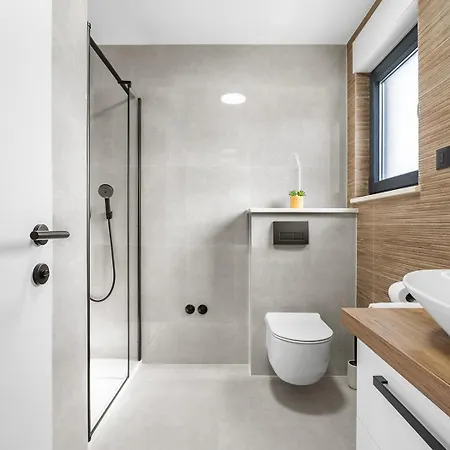 New! Stylish 4-bedroom Agrosa With 30 M2 Private Pool, Hydromassage, Finnish Sauna And Fun Zone Villa *